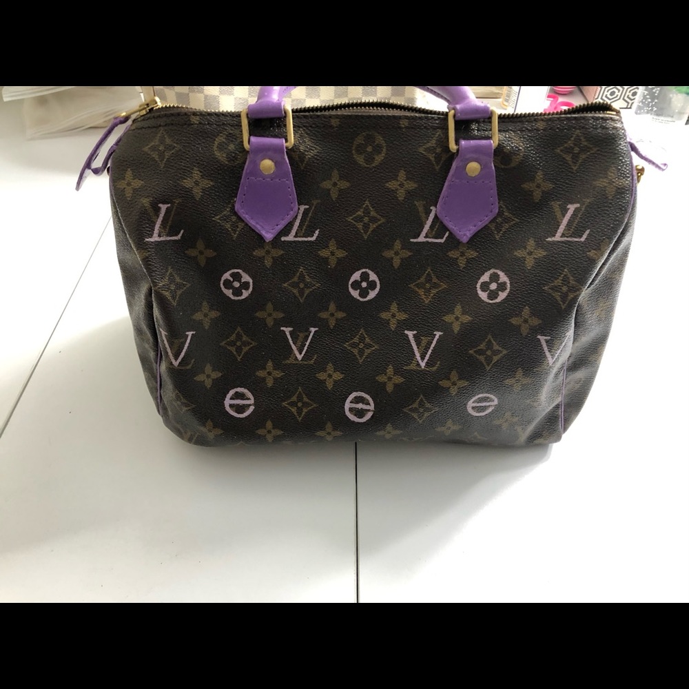 Auth. custom Louis Vuitton painted speedy bag
